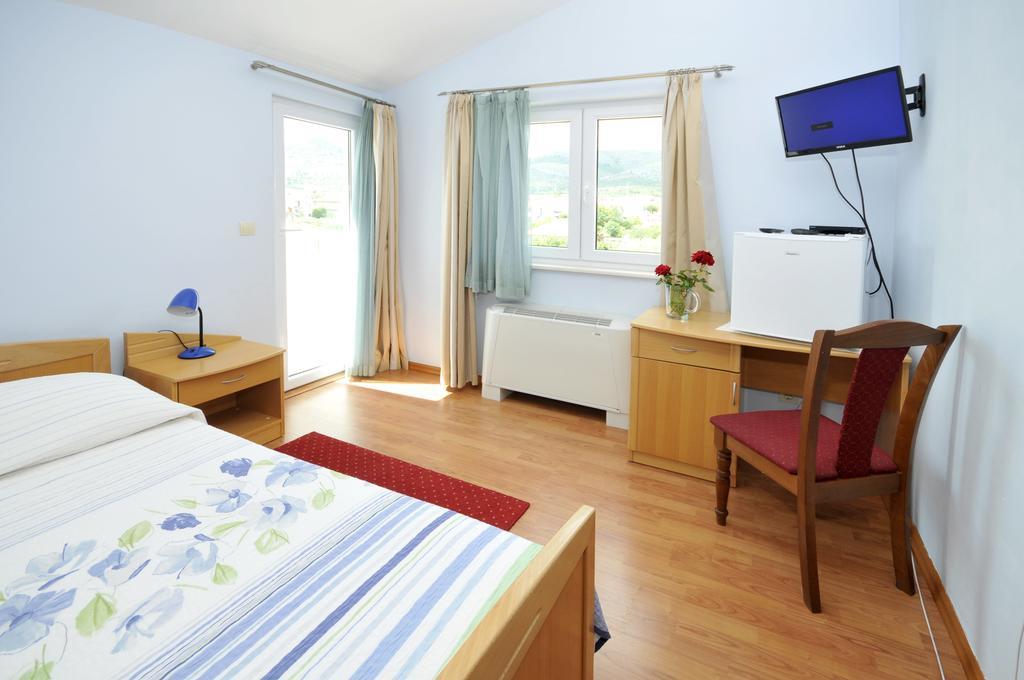 Apartments Villa Lida Trogir Exterior foto